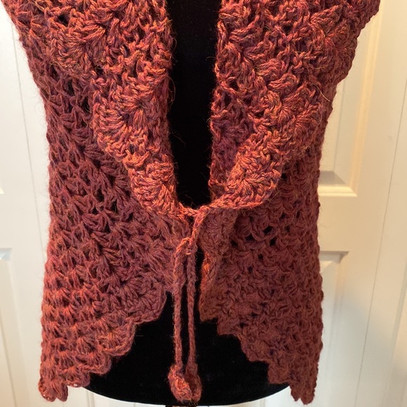 Crochet vest, 100% Alpacha, 100% hand made NWOT- in Dusty Rose color palette - Picture 3 of 14